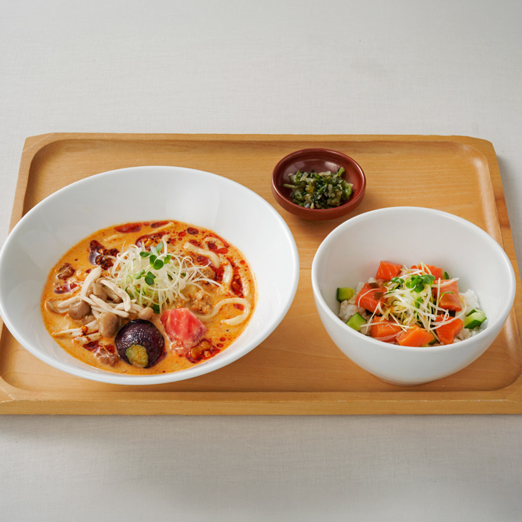 冷たい！豆乳シビ辛麻辣うどん